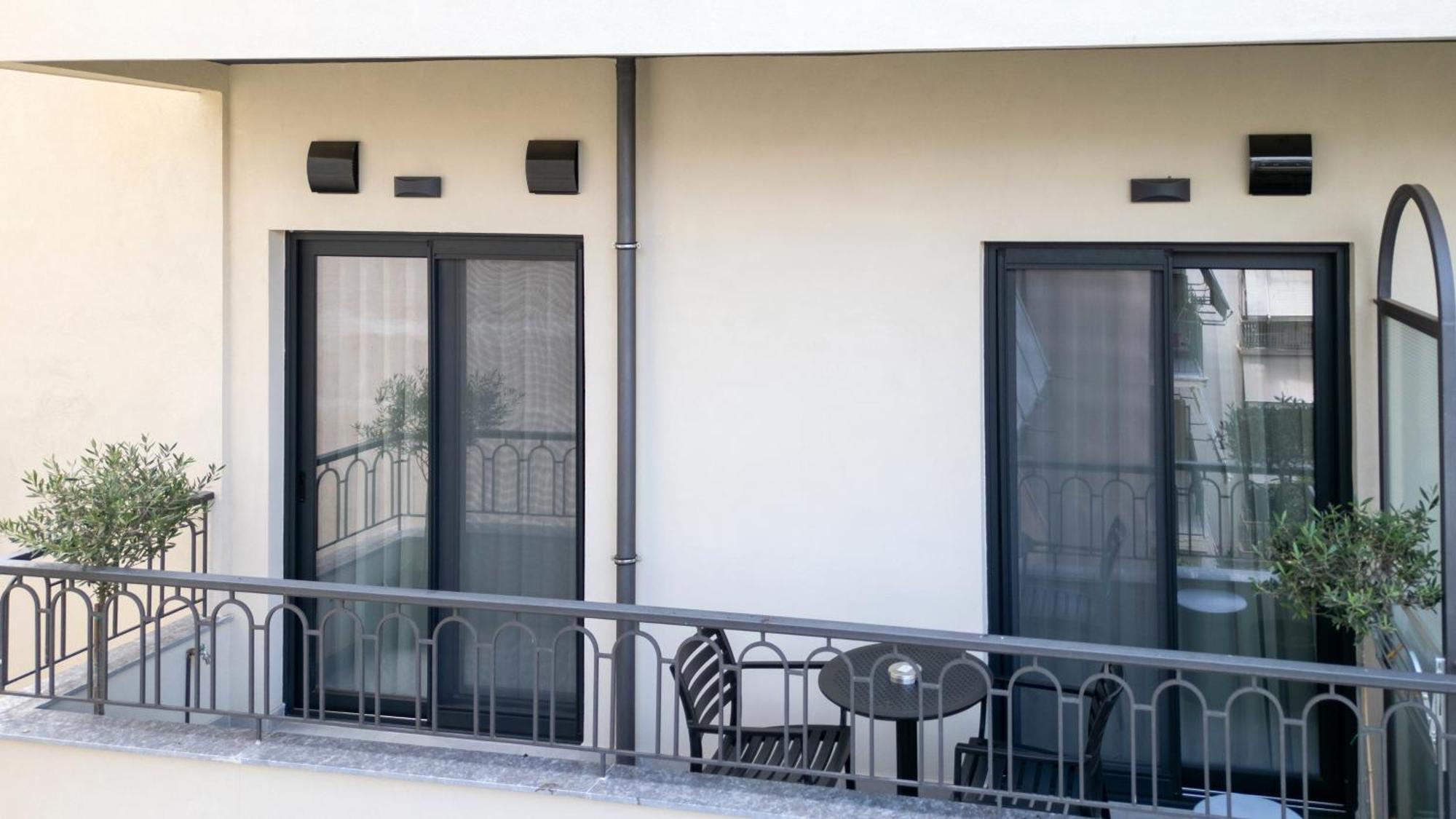 Evripidou 7 - Kalamata Mediterranean Suites Esterno foto