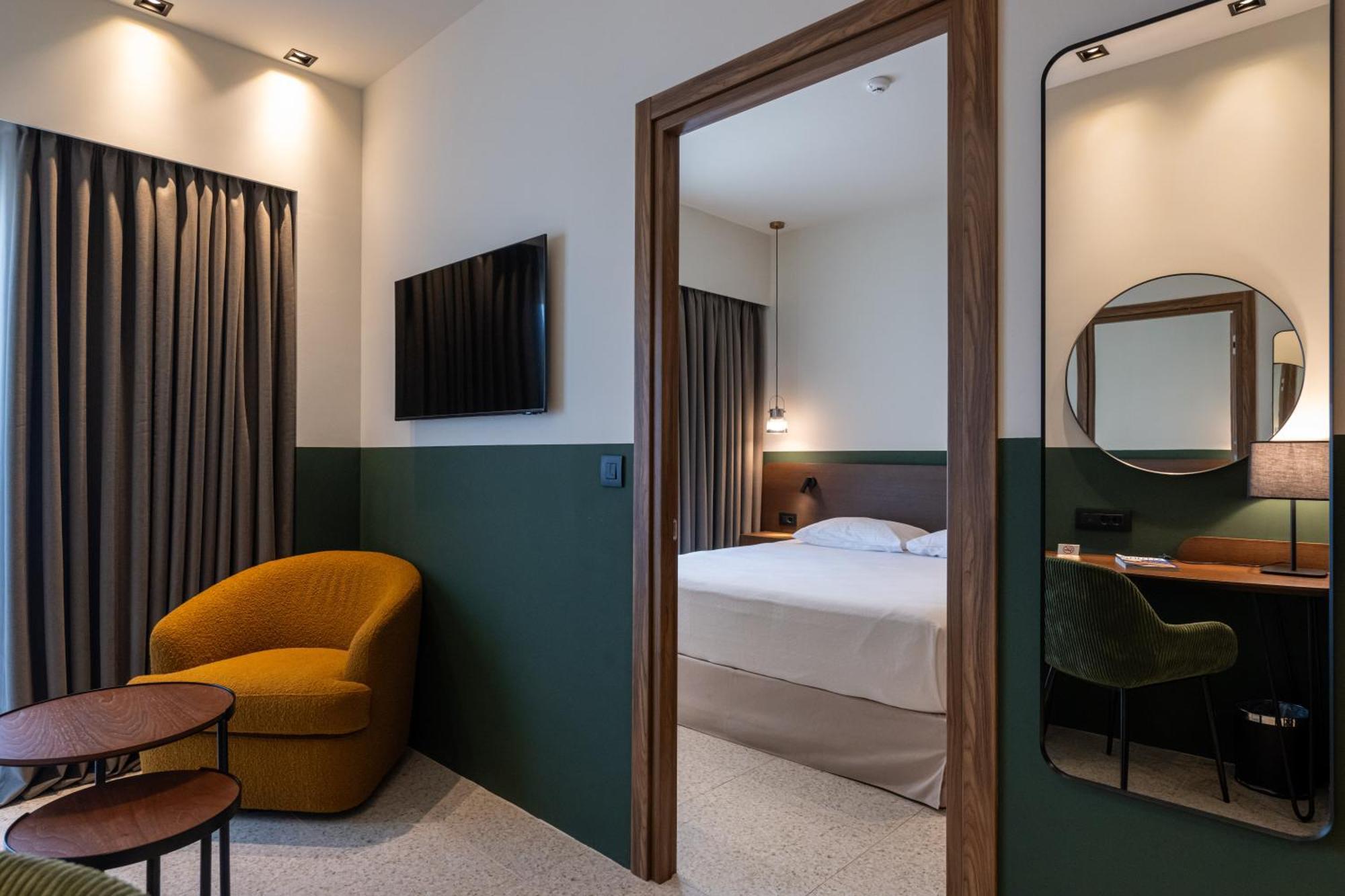 Evripidou 7 - Kalamata Mediterranean Suites Esterno foto