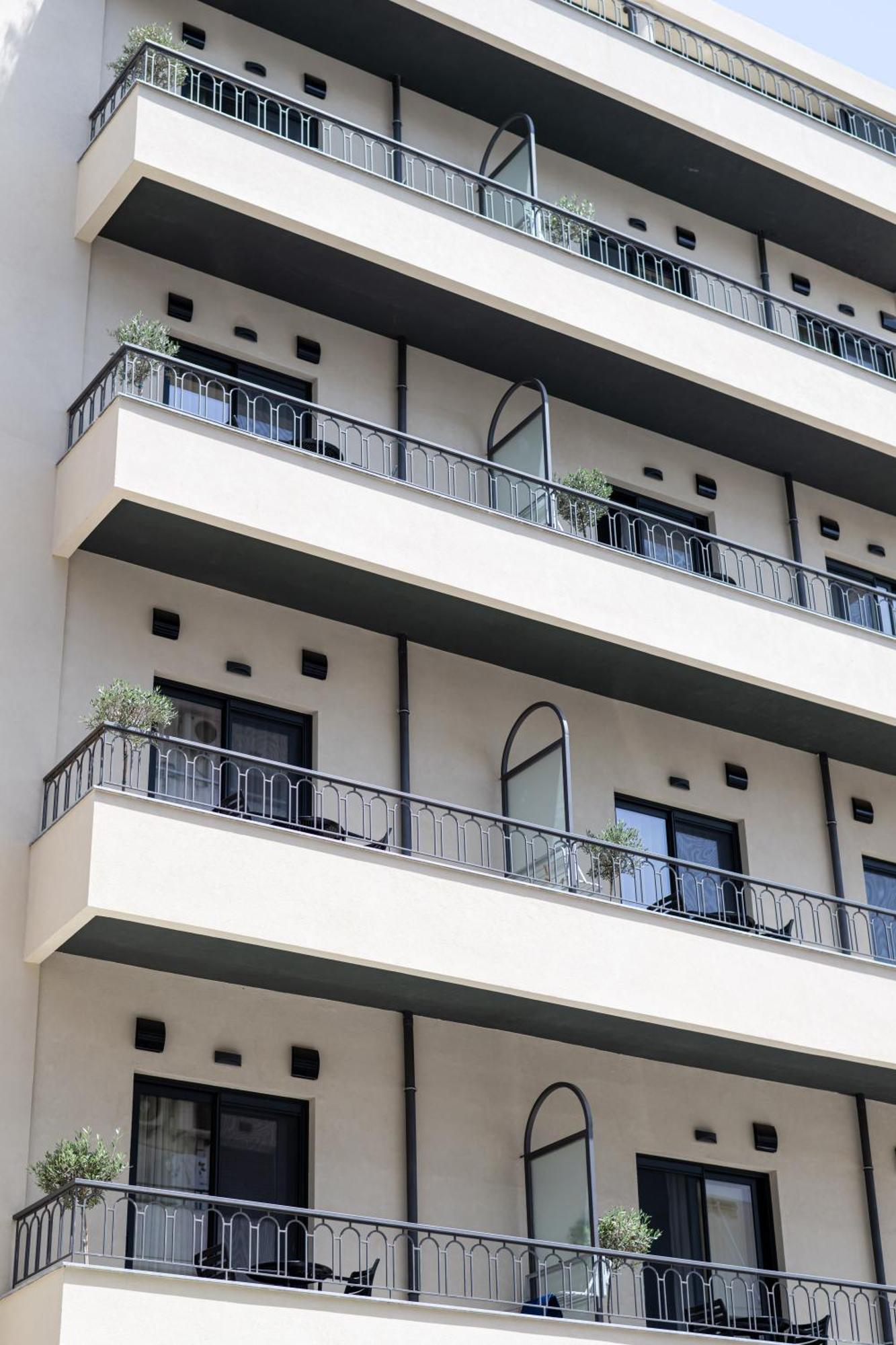 Evripidou 7 - Kalamata Mediterranean Suites Esterno foto